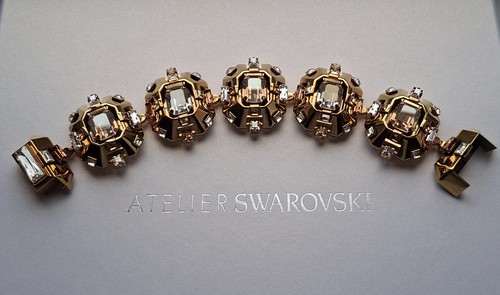 Atelier swarovski für lanvin - atelier,
